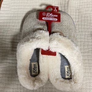 DEARFOAMS DELUXE WOMAN'S LARGE 9-10